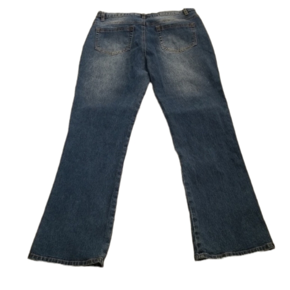 DG beaded Straight Legs blue jean.  Size 10 - Picture 4 of 9